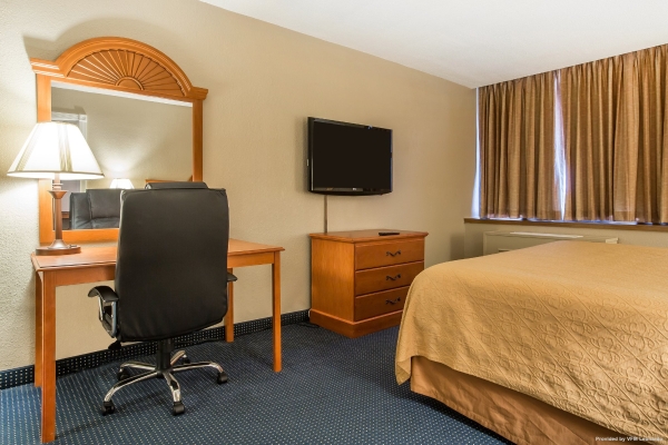 Quality Inn Massena